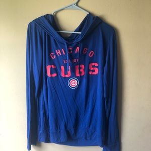 Women’s Chicago Cubs shirt